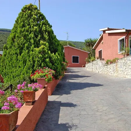 In Near Sea * Capoliveri (Isola d'Elba)