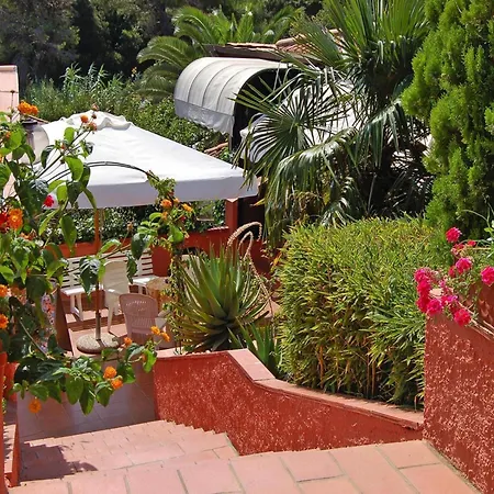 Apartment In Near Sea Beach *