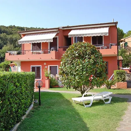 Apartment In Near Sea *