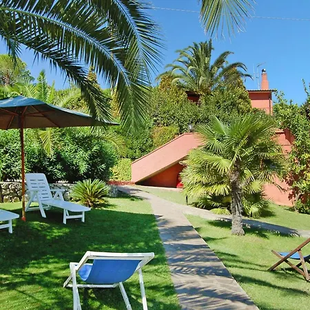 Apartment In Near Sea